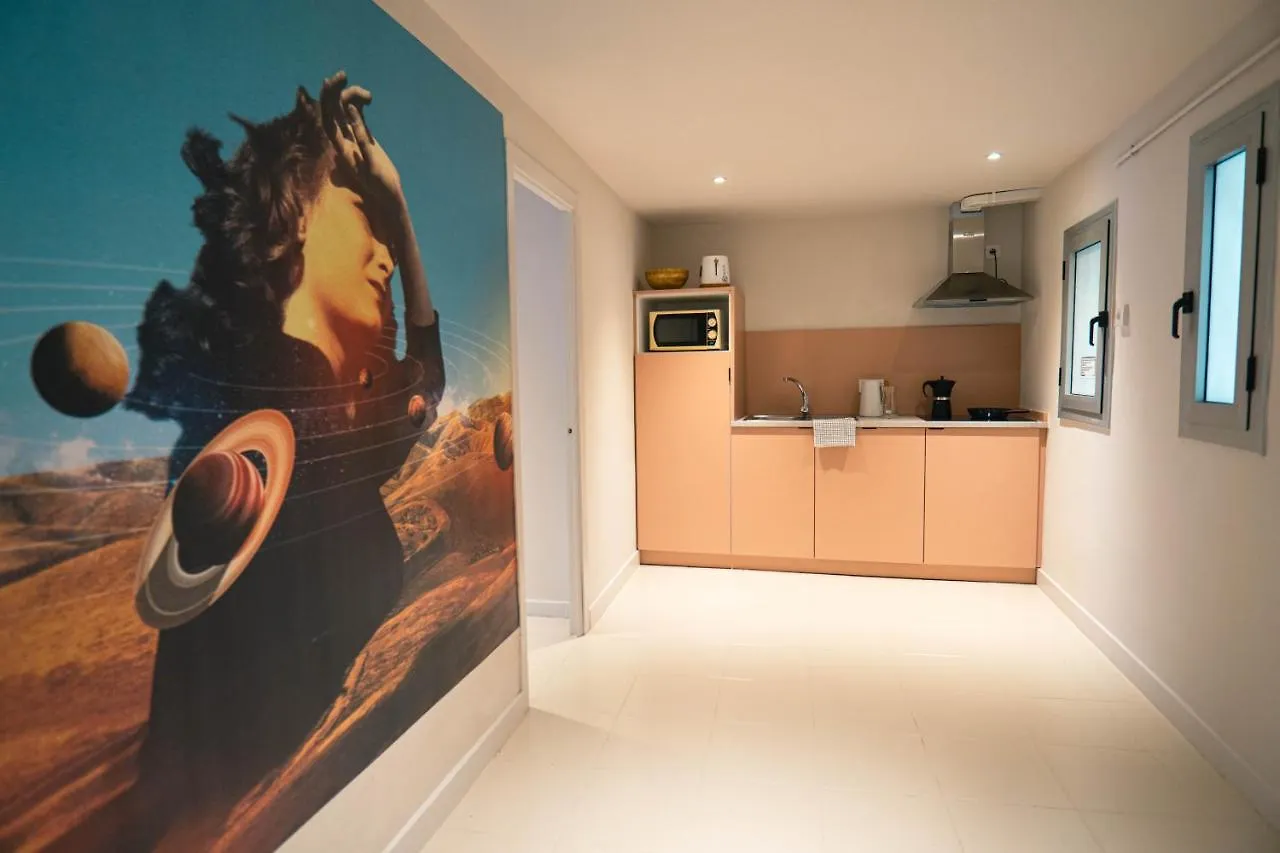 Smartr Barcelona Ramblas Aparthotel